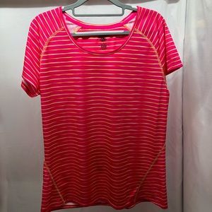 Reel Legends pullover fuschia/yellow size L